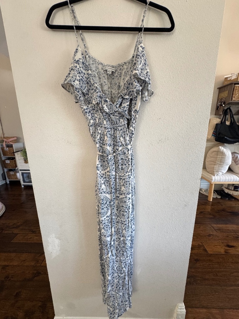 American Eagle White and Blue Floral Wrap Maxi Dress Small